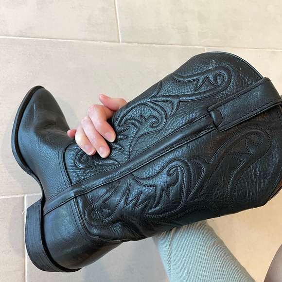 Vintage Frye cowboy boots - Picture 12 of 13